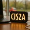 Mini-lampa z napisem CISZA